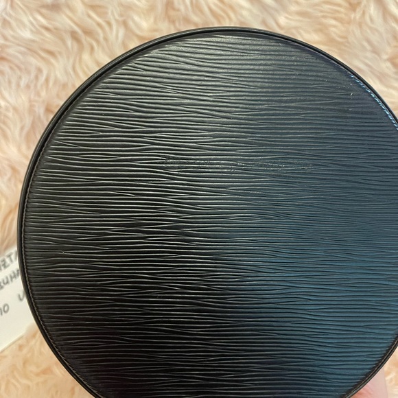 LV CANNES COSMETIC VANITY HANDBAG EPI BLACK - Picture 4 of 10